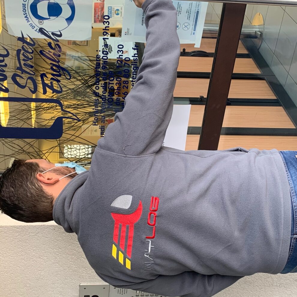 WAYLOG RENFORCE SON ANGLAIS CHEZ WALL STREET ENGLISH