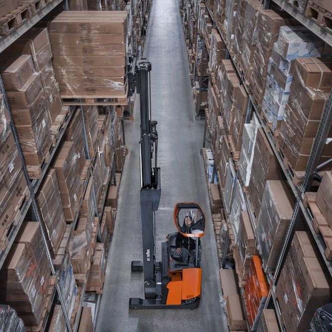 Logistics solutions in France and in Europe WAYLOG